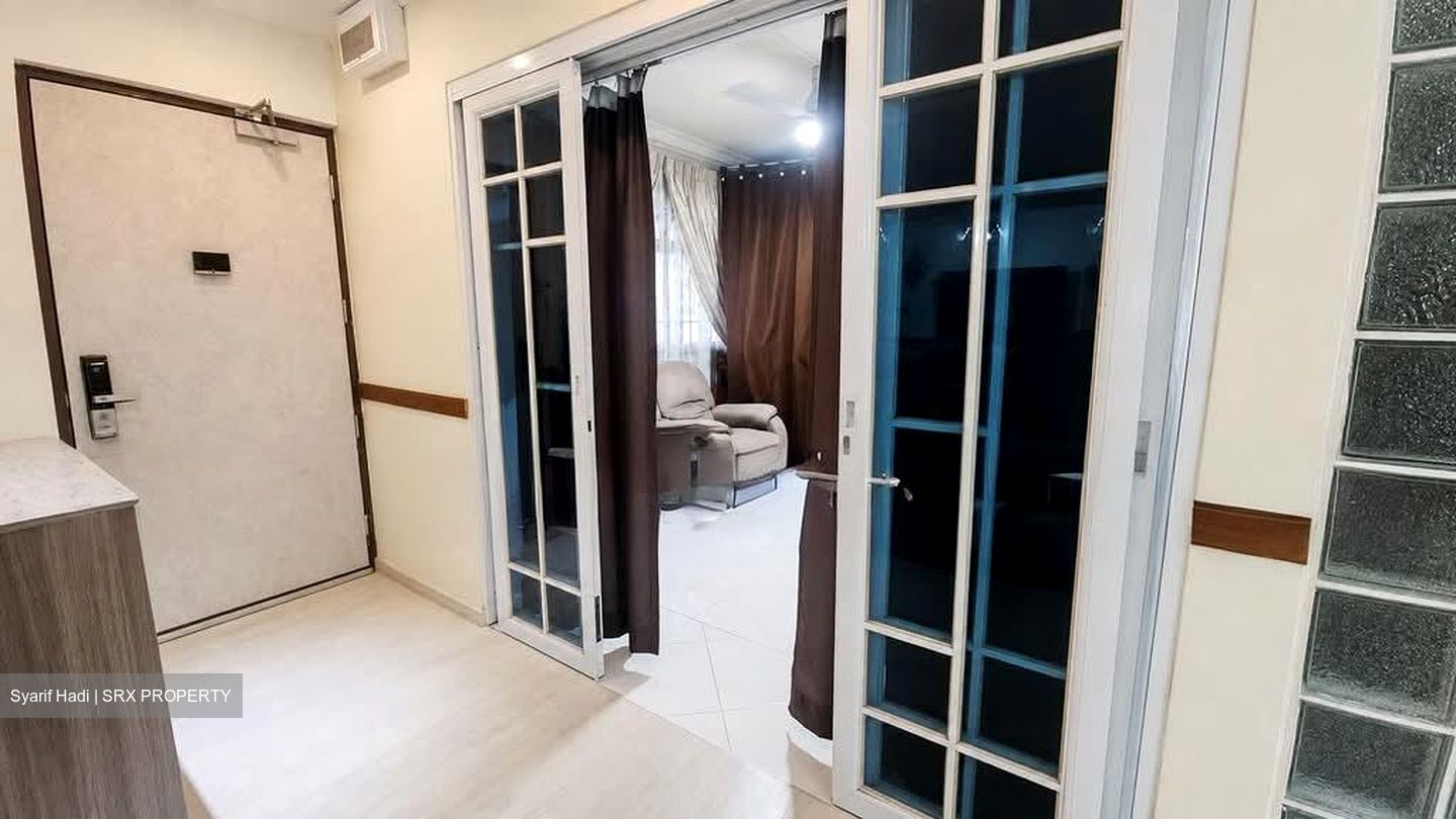 Blk 242 Pasir Ris Street 21 (Pasir Ris), HDB Executive #595616031